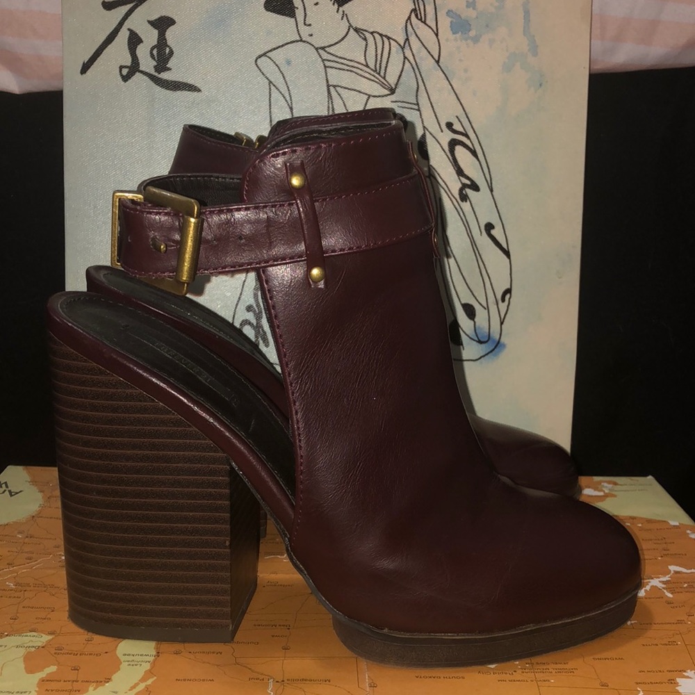 Forever 21 Block Heeled Booties